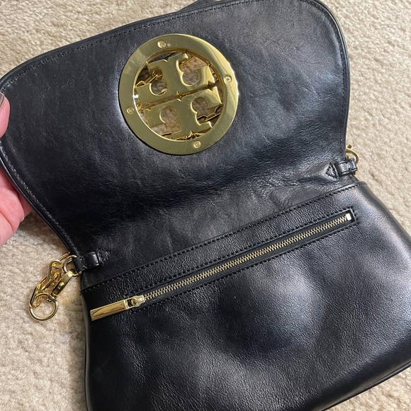 Tory Burch Bags Tory Burch Black And Gold Crossbody Bag Poshmark